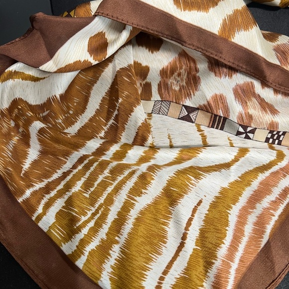 Piper K | Animal Print Themed Scarf - Picture 5 of 5